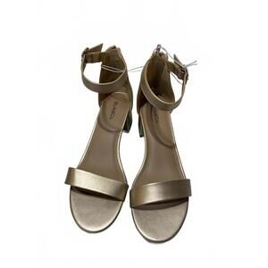 Style & Co "Janieep" Platino Sandals Size 8.5M